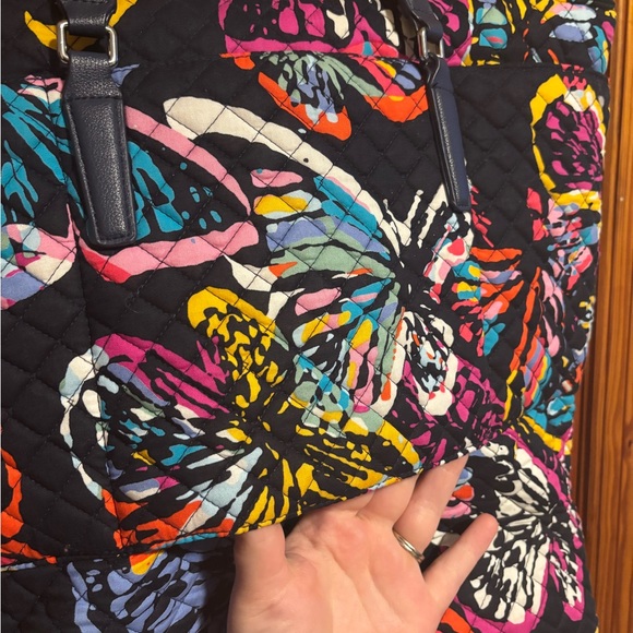 VERA BRADLEY Iconic Get Carried Away Butterfly Flutter Print Tote Bag - Picture 4 of 7